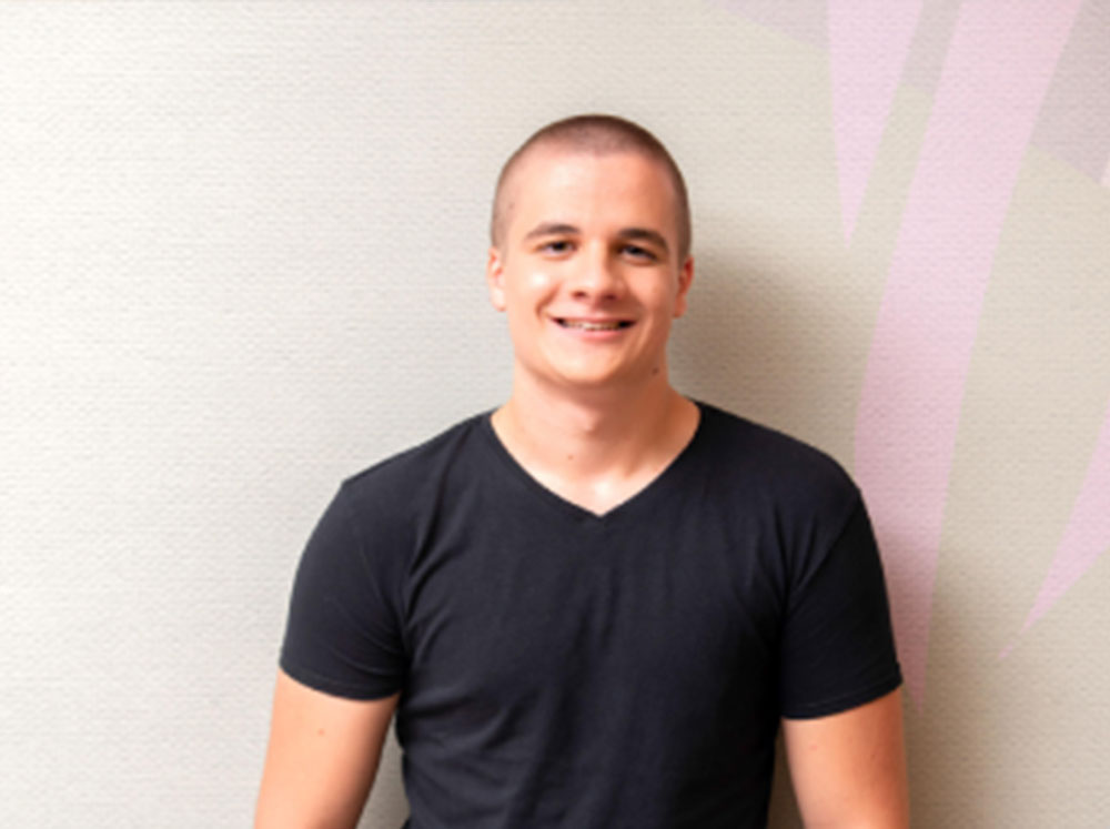 Visoko položeni gornji očnjak Case study Dino